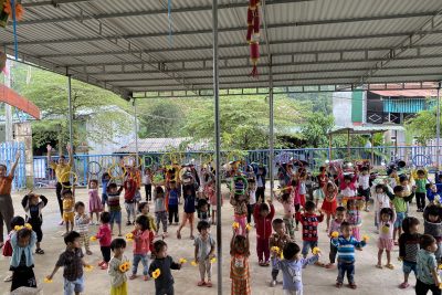 Thể dục sáng cùng các con